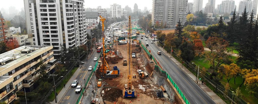 Construcción de la Autopista Vespucio